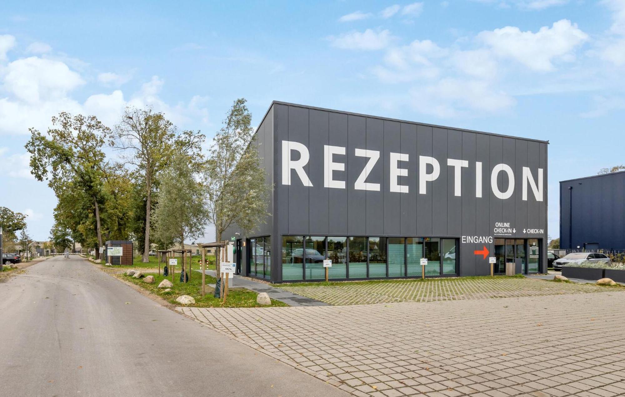 2 Bedroom Gorgeous Home In Lembruch-Duemmer See Exterior foto